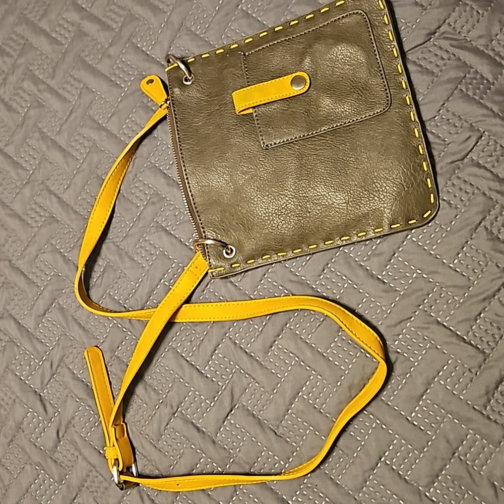 Shiraleah Chicago cross body bag